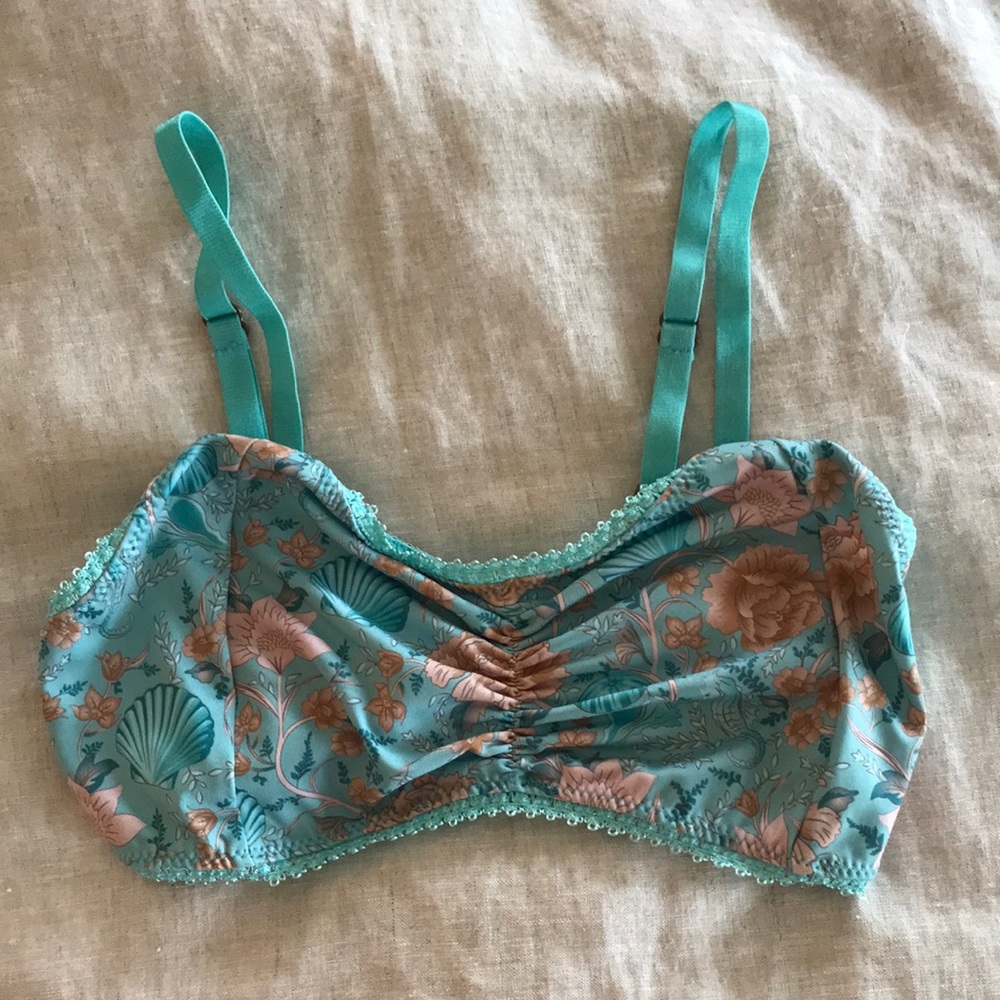 🐚Spell Seashell Bralette Seafoam🐚
